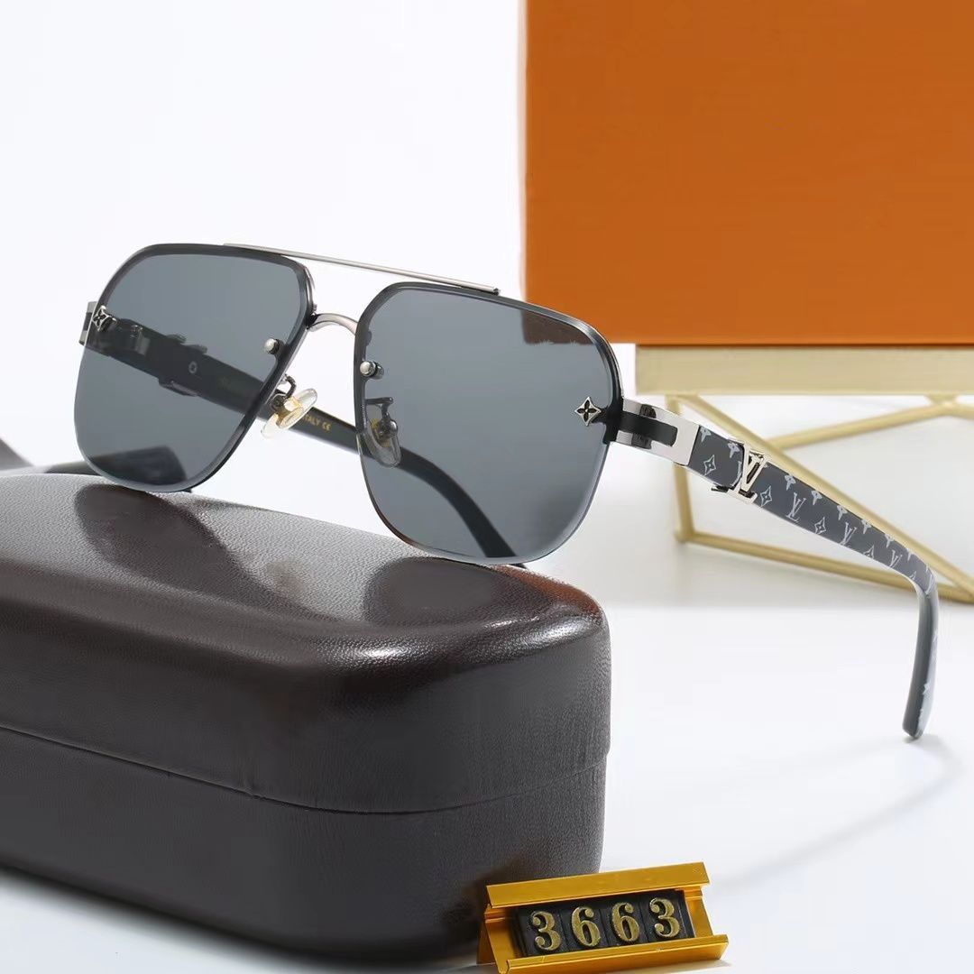 Louis Vuitton Véroux Sunglasses